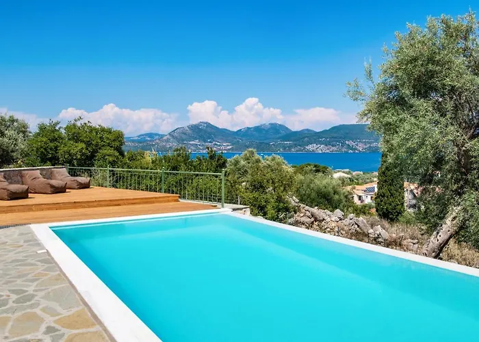 Loulou By * 尼基亚娜